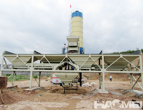 small concrete mixing plant