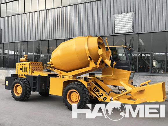 self loading mobile concrete mixer truck