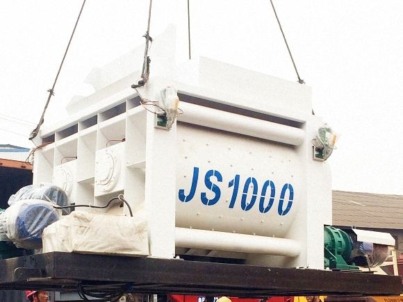 concrete mixer with hopper