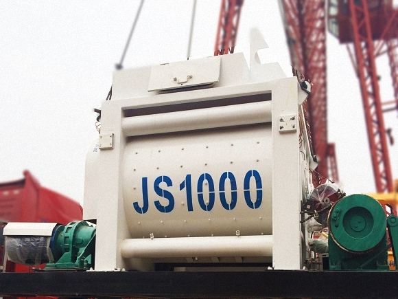 hydraulic concrete mixer