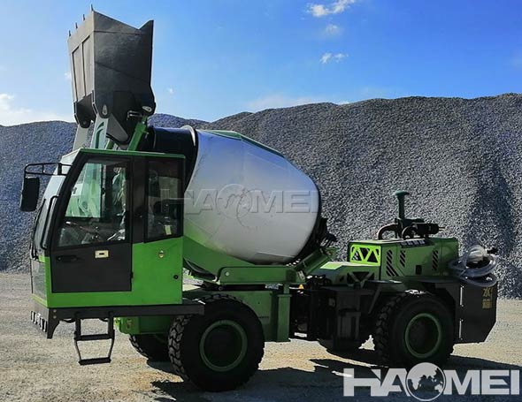 mobile concrete mixer self loading