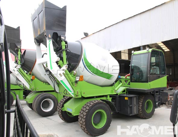 self loading mobile concrete truck mixer for sale