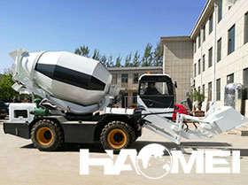 self loading concrete mixer manufacturers