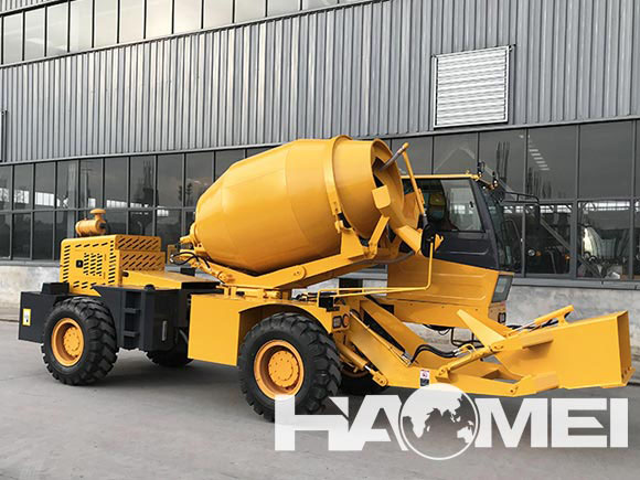 self loading mobile concrete mixer truck